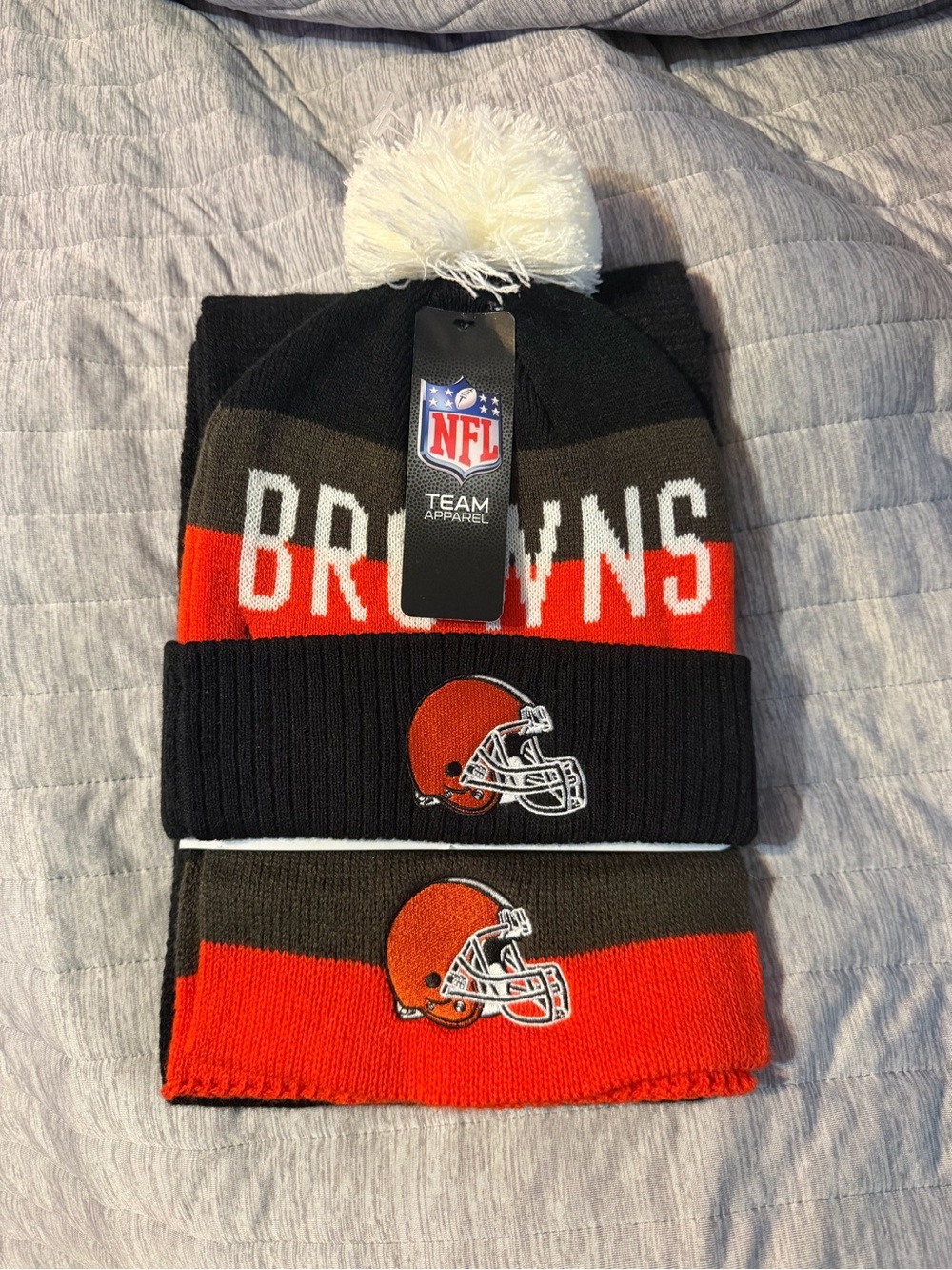 NFL Cleveland Browns Beanie & Scarf